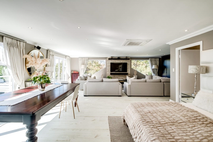 6 Bedroom Property for Sale in Newlands Western Cape